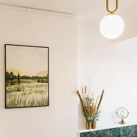 La Moderne, Parking Gratuit Au Centre De - Sas Lares Apartamento