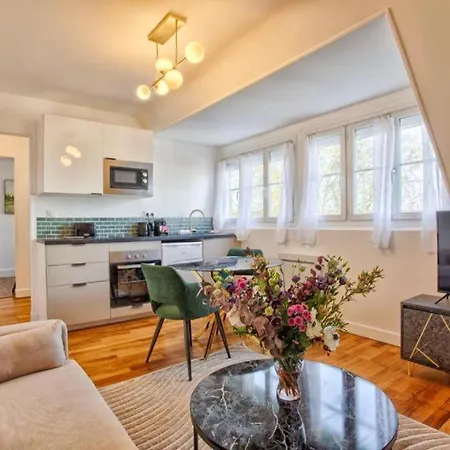 Apartamento La Moderne, Parking Gratuit Au Centre De - Sas Lares *