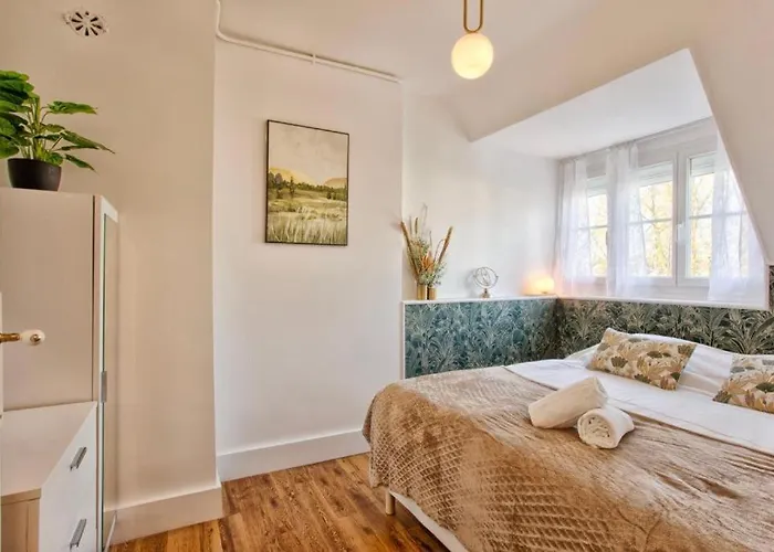 La Moderne, Parking Gratuit Au Centre De - Sas Lares Apartment