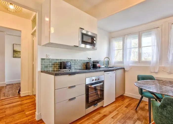 La Moderne, Parking Gratuit Au Centre De - Sas Lares *